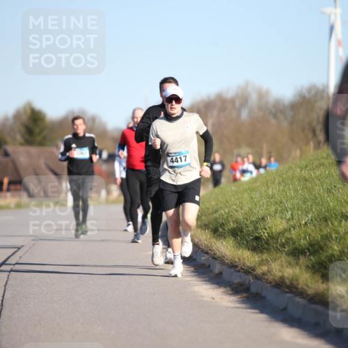 06.04.2025 - 44. Internationalen Wilhelmsburger Insellauf Jannik Wohlers http://msf.ph/oto/7603734 06.04.2025 09:21:16 Laufen 4417, 4202 meine-sportfotos.de