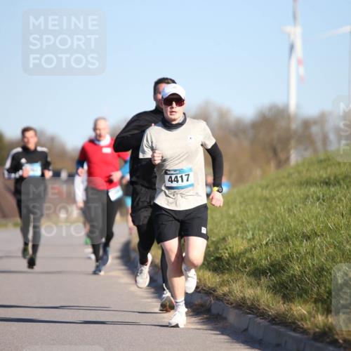 06.04.2025 - 44. Internationalen Wilhelmsburger Insellauf Jannik Wohlers http://msf.ph/oto/7603771 06.04.2025 09:21:18 Laufen 4417 meine-sportfotos.de