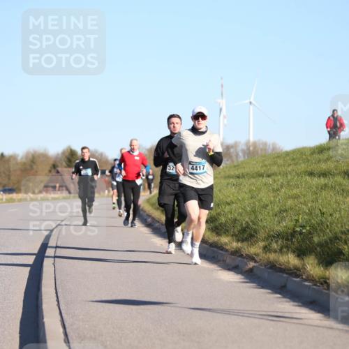 06.04.2025 - 44. Internationalen Wilhelmsburger Insellauf Jannik Wohlers http://msf.ph/oto/7603796 06.04.2025 09:21:19 Laufen 32, 4417 meine-sportfotos.de