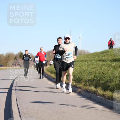 06.04.2025 - 44. Internationalen Wilhelmsburger Insellauf Jannik Wohlers http://msf.ph/oto/7603820 06.04.2025 09:21:19 Laufen 3294, 4417 meine-sportfotos.de