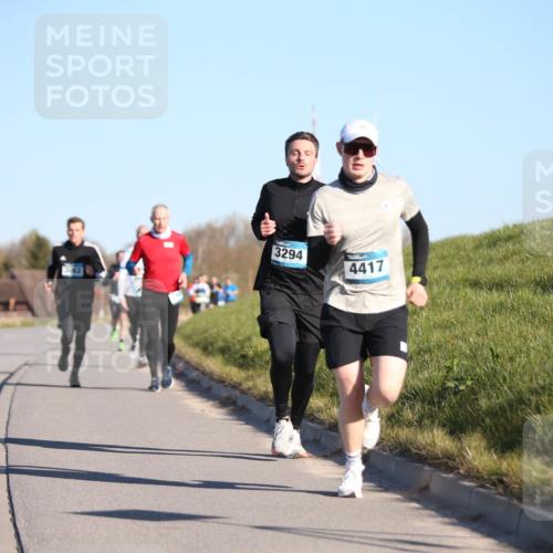 06.04.2025 - 44. Internationalen Wilhelmsburger Insellauf Jannik Wohlers http://msf.ph/oto/7603841 06.04.2025 09:21:20 Laufen 3294, 4417 meine-sportfotos.de