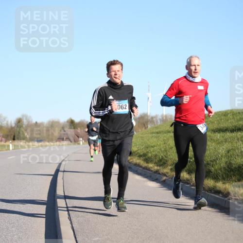 06.04.2025 - 44. Internationalen Wilhelmsburger Insellauf Jannik Wohlers http://msf.ph/oto/7603946 06.04.2025 09:21:24 Laufen 062, 347 meine-sportfotos.de