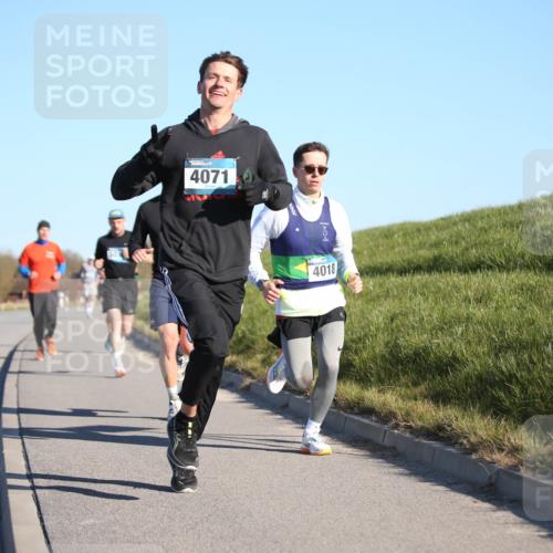 06.04.2025 - 44. Internationalen Wilhelmsburger Insellauf Jannik Wohlers http://msf.ph/oto/7604160 06.04.2025 09:21:40 Laufen 4071, 4018 meine-sportfotos.de