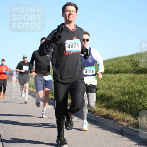 06.04.2025 - 44. Internationalen Wilhelmsburger Insellauf Jannik Wohlers http://msf.ph/oto/7604184 06.04.2025 09:21:40 Laufen 4071, 3027, 4018 meine-sportfotos.de