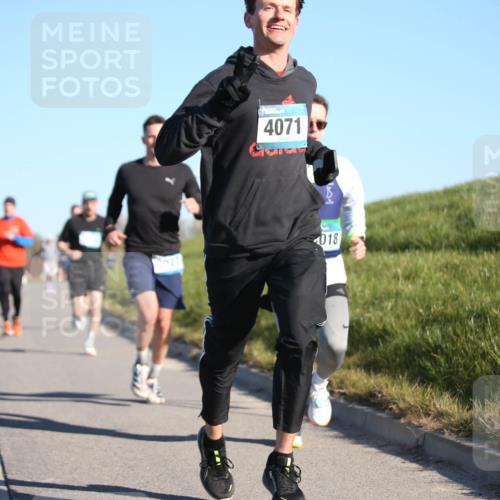 06.04.2025 - 44. Internationalen Wilhelmsburger Insellauf Jannik Wohlers http://msf.ph/oto/7604189 06.04.2025 09:21:41 Laufen 4071, 018 meine-sportfotos.de