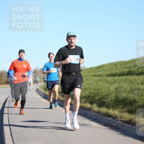 06.04.2025 - 44. Internationalen Wilhelmsburger Insellauf Jannik Wohlers http://msf.ph/oto/7604254 06.04.2025 09:21:42 Laufen 92, 5030 meine-sportfotos.de