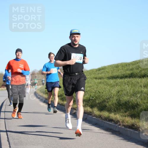 06.04.2025 - 44. Internationalen Wilhelmsburger Insellauf Jannik Wohlers http://msf.ph/oto/7604259 06.04.2025 09:21:43 Laufen 292, 5030 meine-sportfotos.de