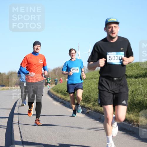 06.04.2025 - 44. Internationalen Wilhelmsburger Insellauf Jannik Wohlers http://msf.ph/oto/7604270 06.04.2025 09:21:43 Laufen 4292, 5030 meine-sportfotos.de