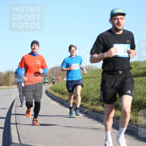 06.04.2025 - 44. Internationalen Wilhelmsburger Insellauf Jannik Wohlers http://msf.ph/oto/7604275 06.04.2025 09:21:43 Laufen 292, 5030 meine-sportfotos.de