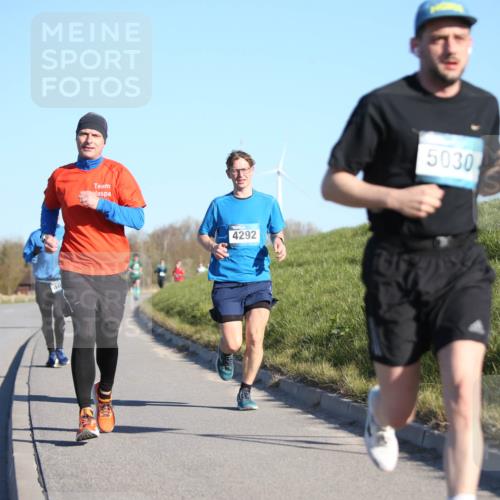 06.04.2025 - 44. Internationalen Wilhelmsburger Insellauf Jannik Wohlers http://msf.ph/oto/7604283 06.04.2025 09:21:43 Laufen 4292, 5030 meine-sportfotos.de