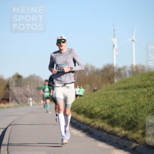 06.04.2025 - 44. Internationalen Wilhelmsburger Insellauf Jannik Wohlers http://msf.ph/oto/7604381 06.04.2025 09:21:49 Laufen 370 meine-sportfotos.de