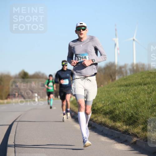 06.04.2025 - 44. Internationalen Wilhelmsburger Insellauf Jannik Wohlers http://msf.ph/oto/7604404 06.04.2025 09:21:49 Laufen 3768 meine-sportfotos.de