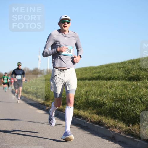 06.04.2025 - 44. Internationalen Wilhelmsburger Insellauf Jannik Wohlers http://msf.ph/oto/7604464 06.04.2025 09:21:51 Laufen 895 meine-sportfotos.de