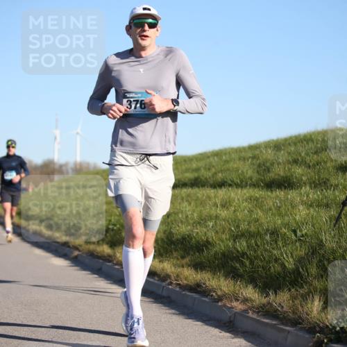 06.04.2025 - 44. Internationalen Wilhelmsburger Insellauf Jannik Wohlers http://msf.ph/oto/7604477 06.04.2025 09:21:51 Laufen 376 meine-sportfotos.de