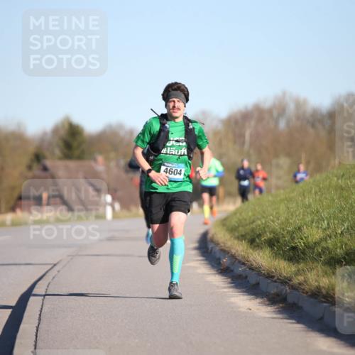 06.04.2025 - 44. Internationalen Wilhelmsburger Insellauf Jannik Wohlers http://msf.ph/oto/7604526 06.04.2025 09:21:56 Laufen 4604 meine-sportfotos.de
