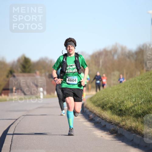 06.04.2025 - 44. Internationalen Wilhelmsburger Insellauf Jannik Wohlers http://msf.ph/oto/7604546 06.04.2025 09:21:56 Laufen 4604 meine-sportfotos.de