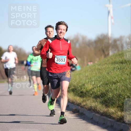 06.04.2025 - 44. Internationalen Wilhelmsburger Insellauf Jannik Wohlers http://msf.ph/oto/7604640 06.04.2025 09:22:04 Laufen 3553 meine-sportfotos.de