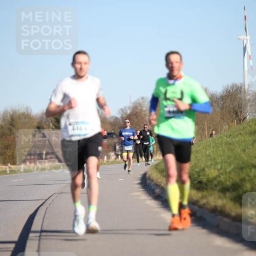 06.04.2025 - 44. Internationalen Wilhelmsburger Insellauf Jannik Wohlers http://msf.ph/oto/7604736 06.04.2025 09:22:09 Laufen 4464, 3164 meine-sportfotos.de