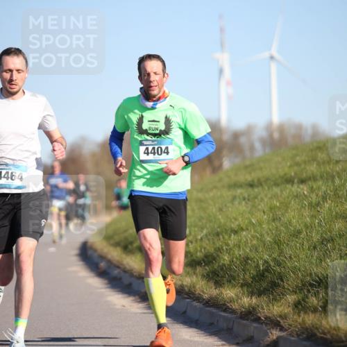 06.04.2025 - 44. Internationalen Wilhelmsburger Insellauf Jannik Wohlers http://msf.ph/oto/7604752 06.04.2025 09:22:10 Laufen 4464, 4404 meine-sportfotos.de