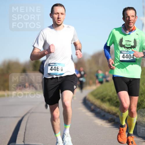 06.04.2025 - 44. Internationalen Wilhelmsburger Insellauf Jannik Wohlers http://msf.ph/oto/7604757 06.04.2025 09:22:11 Laufen 4464, 4404 meine-sportfotos.de