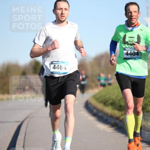 06.04.2025 - 44. Internationalen Wilhelmsburger Insellauf Jannik Wohlers http://msf.ph/oto/7604763 06.04.2025 09:22:11 Laufen 4464, 4404 meine-sportfotos.de