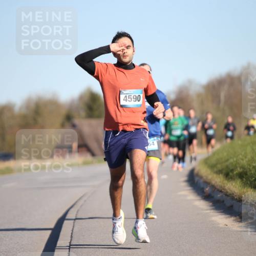 06.04.2025 - 44. Internationalen Wilhelmsburger Insellauf Jannik Wohlers http://msf.ph/oto/7604869 06.04.2025 09:22:18 Laufen 4590, 54 meine-sportfotos.de