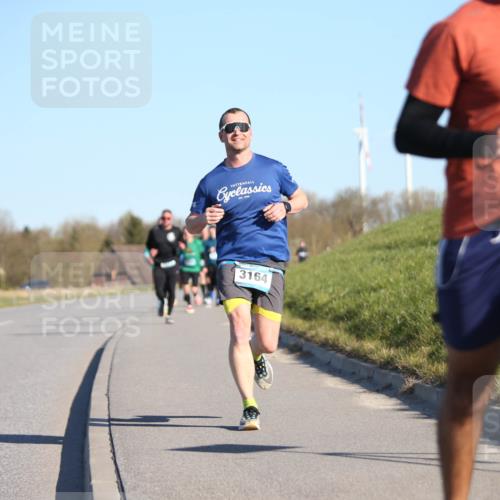 06.04.2025 - 44. Internationalen Wilhelmsburger Insellauf Jannik Wohlers http://msf.ph/oto/7604949 06.04.2025 09:22:21 Laufen 459, 3164 meine-sportfotos.de