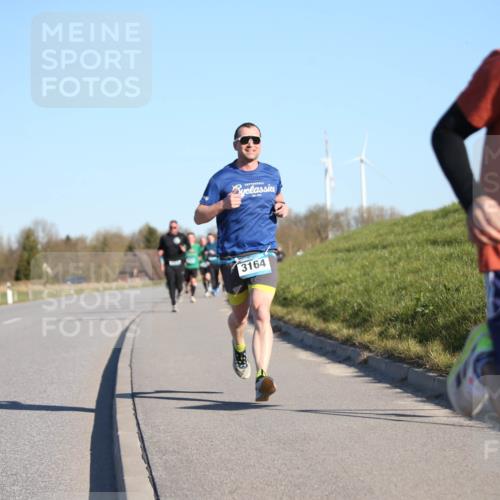 06.04.2025 - 44. Internationalen Wilhelmsburger Insellauf Jannik Wohlers http://msf.ph/oto/7604959 06.04.2025 09:22:21 Laufen 4590, 3164 meine-sportfotos.de