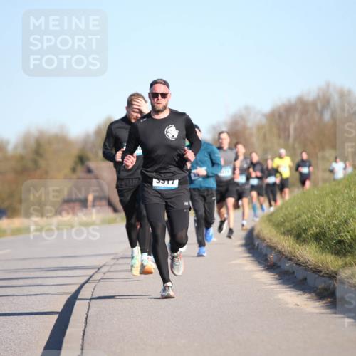 06.04.2025 - 44. Internationalen Wilhelmsburger Insellauf Jannik Wohlers http://msf.ph/oto/7604983 06.04.2025 09:22:24 Laufen 5577, 079 meine-sportfotos.de
