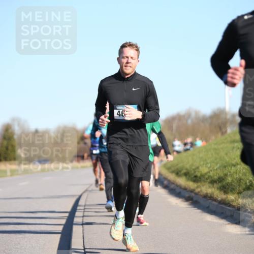 06.04.2025 - 44. Internationalen Wilhelmsburger Insellauf Jannik Wohlers http://msf.ph/oto/7605024 06.04.2025 09:22:28 Laufen 46, 3517 meine-sportfotos.de