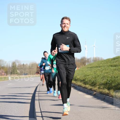 06.04.2025 - 44. Internationalen Wilhelmsburger Insellauf Jannik Wohlers http://msf.ph/oto/7605044 06.04.2025 09:22:29 Laufen 40, 339 meine-sportfotos.de