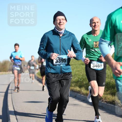 06.04.2025 - 44. Internationalen Wilhelmsburger Insellauf Jannik Wohlers http://msf.ph/oto/7605119 06.04.2025 09:22:32 Laufen 3395, 3469, 4085 meine-sportfotos.de