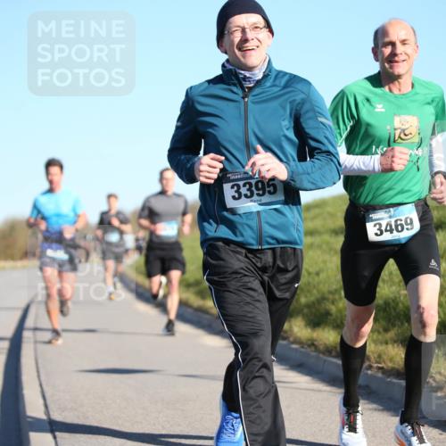 06.04.2025 - 44. Internationalen Wilhelmsburger Insellauf Jannik Wohlers http://msf.ph/oto/7605127 06.04.2025 09:22:32 Laufen 3395, 3469 meine-sportfotos.de