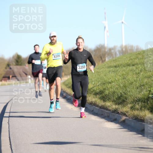 06.04.2025 - 44. Internationalen Wilhelmsburger Insellauf Jannik Wohlers http://msf.ph/oto/7605284 06.04.2025 09:22:42 Laufen 4205, 3250 meine-sportfotos.de
