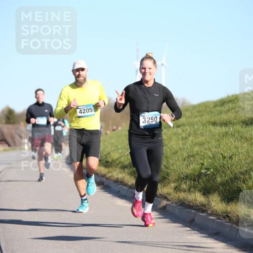 06.04.2025 - 44. Internationalen Wilhelmsburger Insellauf Jannik Wohlers http://msf.ph/oto/7605305 06.04.2025 09:22:43 Laufen 4205, 3250 meine-sportfotos.de