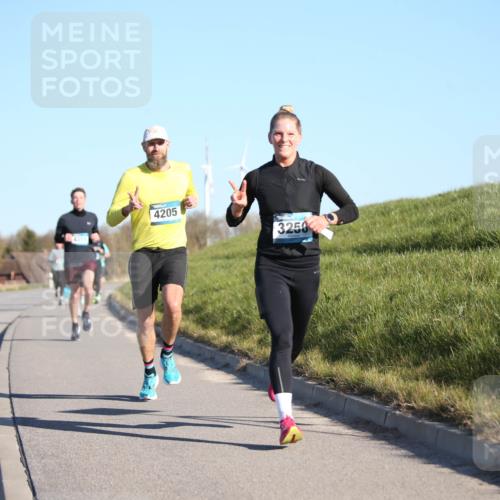 06.04.2025 - 44. Internationalen Wilhelmsburger Insellauf Jannik Wohlers http://msf.ph/oto/7605324 06.04.2025 09:22:44 Laufen 4205, 3250 meine-sportfotos.de