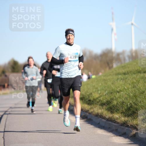 06.04.2025 - 44. Internationalen Wilhelmsburger Insellauf Jannik Wohlers http://msf.ph/oto/7605383 06.04.2025 09:22:48 Laufen 344, 4391 meine-sportfotos.de