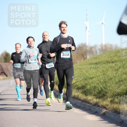 06.04.2025 - 44. Internationalen Wilhelmsburger Insellauf Jannik Wohlers http://msf.ph/oto/7609010 06.04.2025 09:22:51 Laufen 4424, 3748, 4496, 3448 meine-sportfotos.de