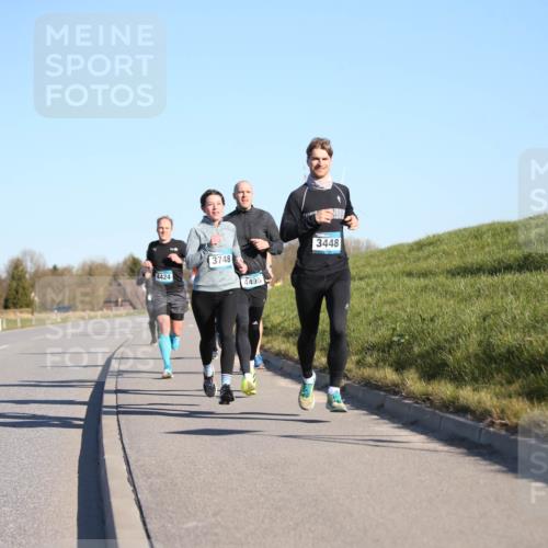 06.04.2025 - 44. Internationalen Wilhelmsburger Insellauf Jannik Wohlers http://msf.ph/oto/7609048 06.04.2025 09:22:52 Laufen 4424, 3748, 4496, 3448 meine-sportfotos.de