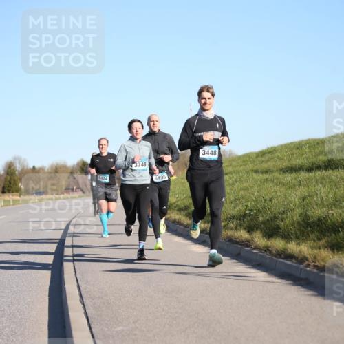 06.04.2025 - 44. Internationalen Wilhelmsburger Insellauf Jannik Wohlers http://msf.ph/oto/7609050 06.04.2025 09:22:52 Laufen 4424, 3748, 4495, 3448 meine-sportfotos.de