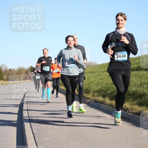 06.04.2025 - 44. Internationalen Wilhelmsburger Insellauf Jannik Wohlers http://msf.ph/oto/7609067 06.04.2025 09:22:53 Laufen 4424, 5056, 3748, 96, 3448 meine-sportfotos.de