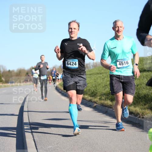06.04.2025 - 44. Internationalen Wilhelmsburger Insellauf Jannik Wohlers http://msf.ph/oto/7609089 06.04.2025 09:22:55 Laufen 4424, 4516, 4496 meine-sportfotos.de
