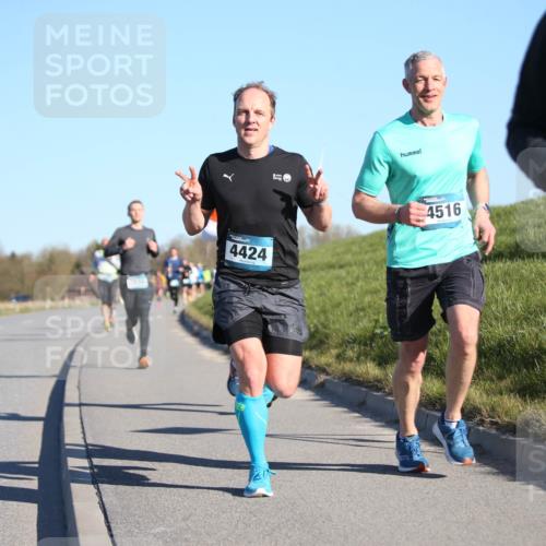 06.04.2025 - 44. Internationalen Wilhelmsburger Insellauf Jannik Wohlers http://msf.ph/oto/7609091 06.04.2025 09:22:55 Laufen 4424, 4516 meine-sportfotos.de
