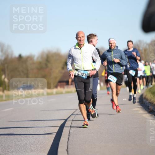 06.04.2025 - 44. Internationalen Wilhelmsburger Insellauf Jannik Wohlers http://msf.ph/oto/7609129 06.04.2025 09:22:58 Laufen 4327, 4493 meine-sportfotos.de