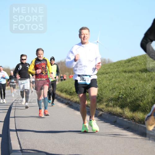 06.04.2025 - 44. Internationalen Wilhelmsburger Insellauf Jannik Wohlers http://msf.ph/oto/7609228 06.04.2025 09:23:13 Laufen 3591, 3820, 4428 meine-sportfotos.de
