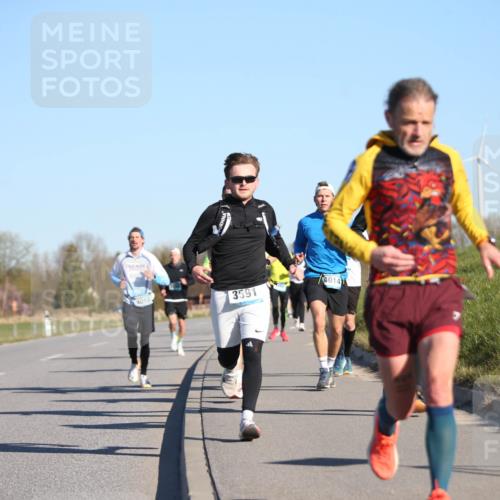 06.04.2025 - 44. Internationalen Wilhelmsburger Insellauf Jannik Wohlers http://msf.ph/oto/7609240 06.04.2025 09:23:15 Laufen 4013, 3591, 40141 meine-sportfotos.de