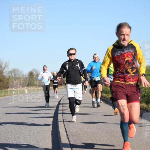 06.04.2025 - 44. Internationalen Wilhelmsburger Insellauf Jannik Wohlers http://msf.ph/oto/7609244 06.04.2025 09:23:15 Laufen 3591, 4014, 2542 meine-sportfotos.de