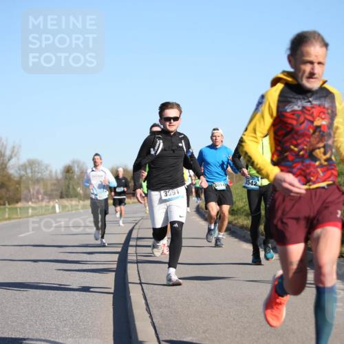 06.04.2025 - 44. Internationalen Wilhelmsburger Insellauf Jannik Wohlers http://msf.ph/oto/7609251 06.04.2025 09:23:15 Laufen 3591, 40141, 3542 meine-sportfotos.de