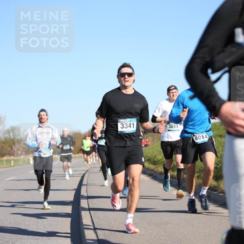 06.04.2025 - 44. Internationalen Wilhelmsburger Insellauf Jannik Wohlers http://msf.ph/oto/7609277 06.04.2025 09:23:17 Laufen 401, 4138, 3341, 3611, 4014, 3591 meine-sportfotos.de