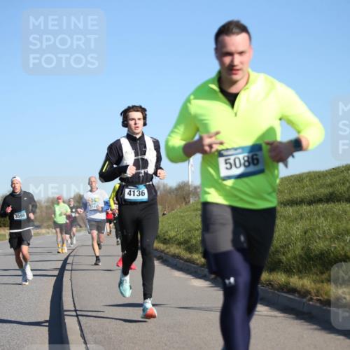 06.04.2025 - 44. Internationalen Wilhelmsburger Insellauf Jannik Wohlers http://msf.ph/oto/7609307 06.04.2025 09:23:19 Laufen 3598, 3516, 4136, 5086 meine-sportfotos.de